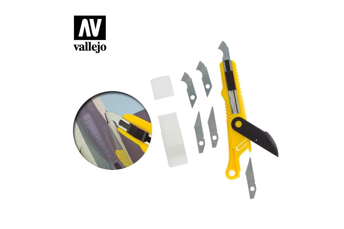 T06012 | Vallejo Retractable Plastic Cutter Scriber Tool & 5Pcs Blades 3 T06012 | Vallejo Retractable Plastic Cutter Scriber Tool & 5Pcs Blades